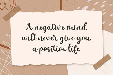 Maulidya Font love script 