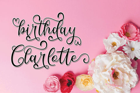 Maulydya Font Rtceative 