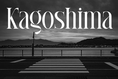 Meaglez Display Serif Font Irvan Randi 