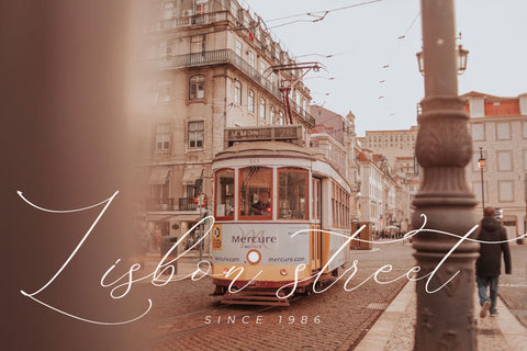 Medusa Luxury Script Font Storytype Studio 