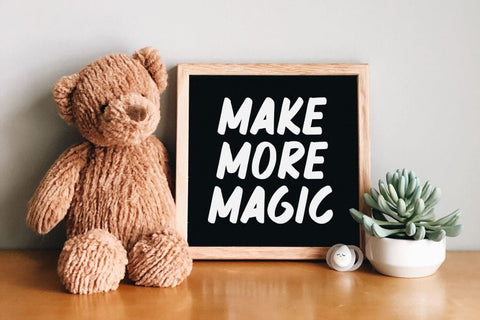 Megah Diterima Font Allouse.Studio 