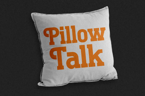 Megolan Typeface Font Storytype Studio 