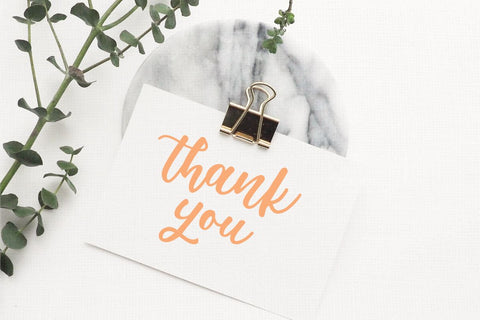 Menthari Font Zeenesia Std 