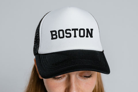 Metrics Font Cotton White Studio 