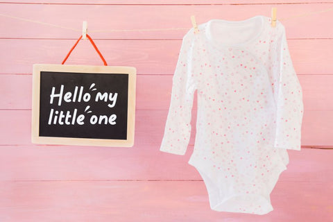 Mickeybow Font Allouse.Studio 