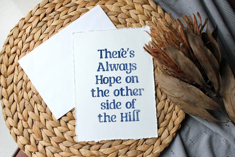 Minguest - Decorative Serif Font Font StringLabs 