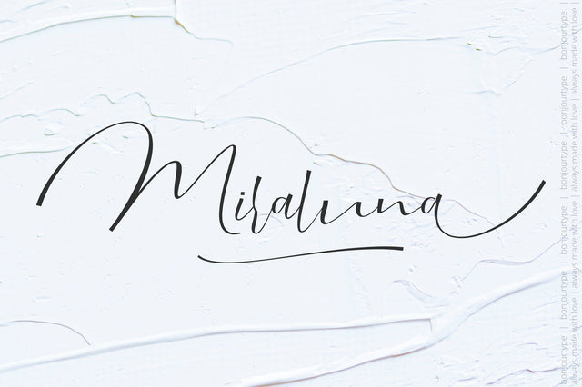 Miraluna | Stylized Font BonjourType 