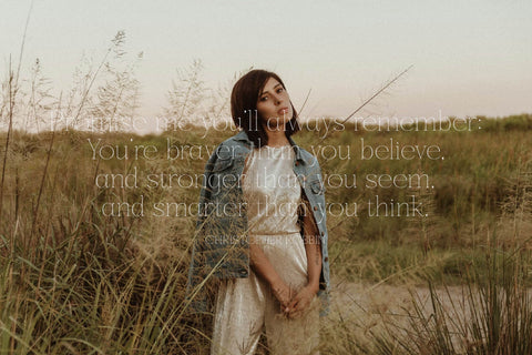 Moenalica Typeface Font Storytype Studio 