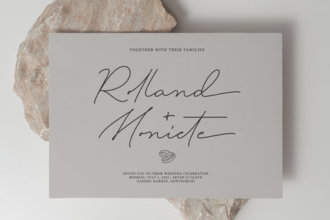 Montoliso Font Four Lines Std. 