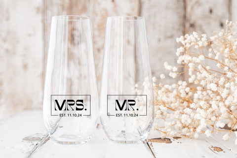 Mr and Mrs SVG | PNG | EPS | DXF SVG Partypantaloons 