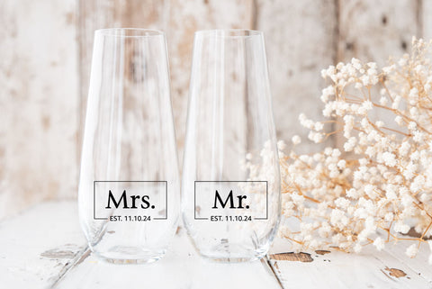 Mr and Mrs SVG | PNG | EPS | DXF SVG Partypantaloons 