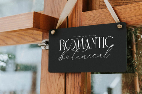 Narque Holden Gold Font Duo Font Storytype Studio 