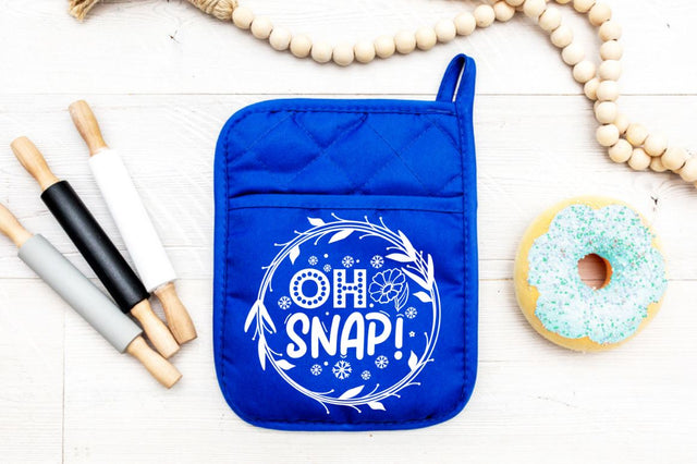Oh snap!, Christmas pot Holder Design SVG DESIGNISTIC 