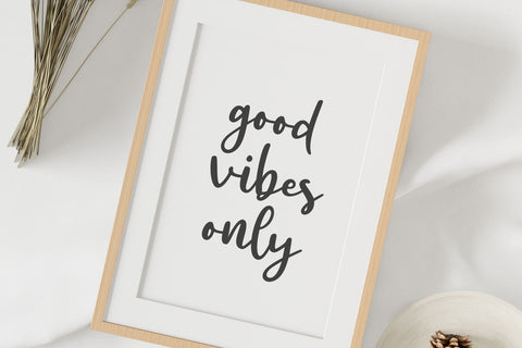 oneday Font letterbeary 