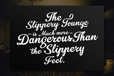 Oraghon Font Attract Studio 