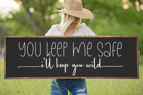 Photofarms Font Allouse.Studio 