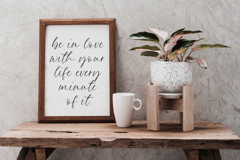 Prince August - Handwritten font Font Timur type 