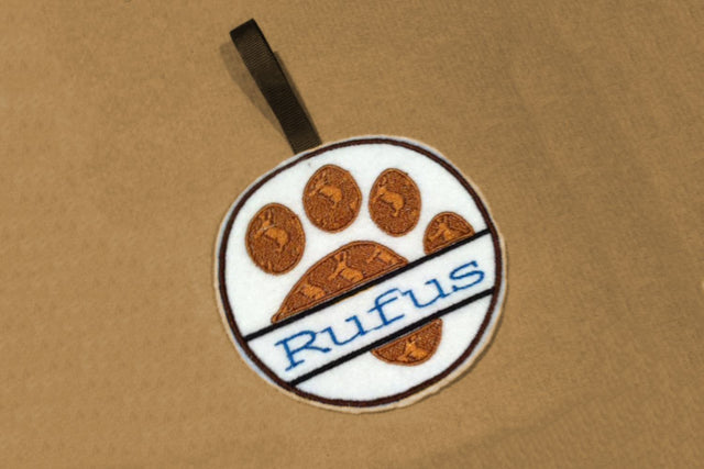 Puppy Paw Print Split Christmas Ornament ITH Applique Embroidery Embroidery/Applique Designed by Geeks 