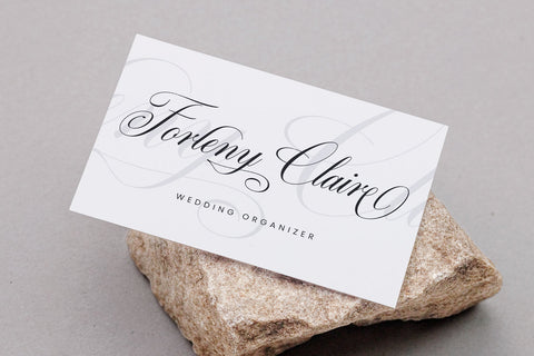 Quadrian - Elegant Script Font Arterfak Project 