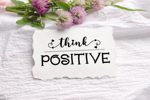 Quandam - A Quirky and Fun Display Font Font CraftLabSVG 