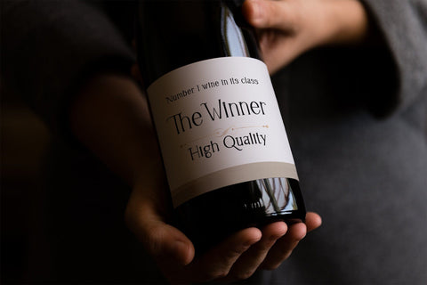 Queenlery Font Letterara 