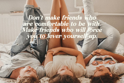 Qureah Typeface Font Storytype Studio 