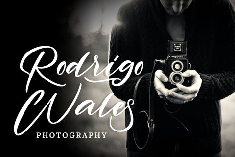 Rantting Tjinta - Stylish Script Font Font StringLabs 