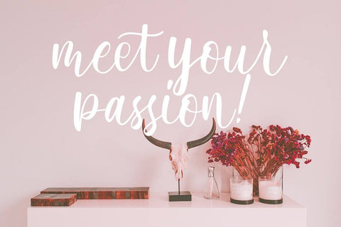 Rathyland Script Font Creatype Studio 