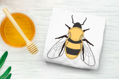 Realistic Bee Applique Embroidery Embroidery/Applique DESIGNS Designed by Geeks 