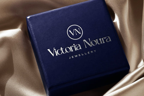 Renjany - Elegant Serif Font Font StringLabs 