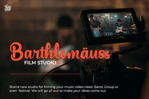 Rettyllda Font twinletter 