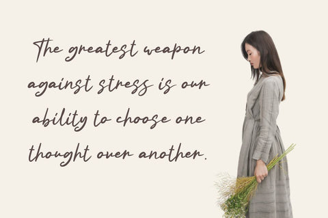 Rhileida - Script Font Font Attype studio 