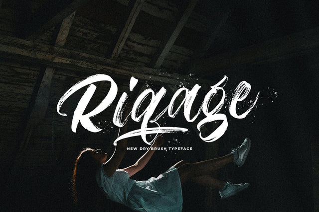 Riqage - Textured Brush Font Font StringLabs 