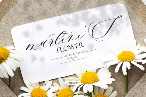 Romantic soneta Font Four Lines Std. 