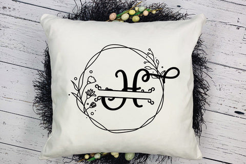 Rose Monogram Font Mozarella