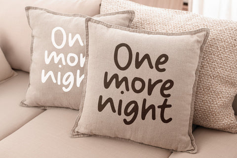 Royal Muffin Letter Hand-Brushed Font Font Balpirick 