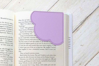 Scallop Edge Corner Bookmark ITH Applique Embroidery Embroidery/Applique DESIGNS Risa Rocks It 
