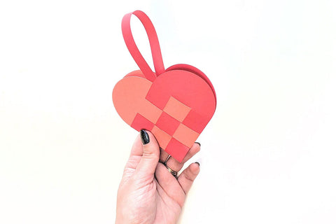 Scandinavian Woven Heart Basket SVG 3D Paper Risa Rocks It 