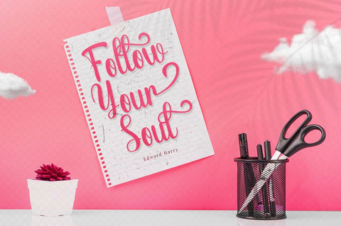 Shopia - Modern Calligraphy Font Font Ibey Design 