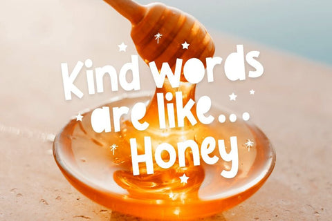 Smelly Peach Font Allouse.Studio 