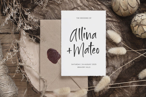 Smiley Hamster - Handwritten font Font Timur type 