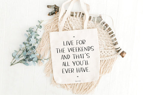 Snowberry Font Sunday Nomad 