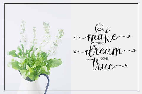 Southam Font RomieStudio 