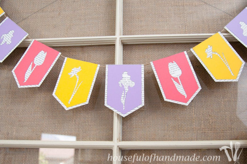 Spring Flower Bunting - So Fontsy