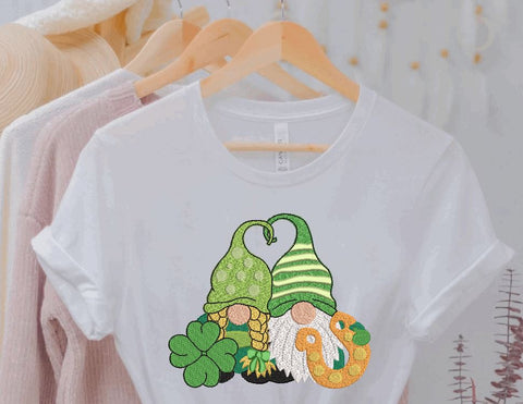 St. Patrick Gnome Couple Machine Embroidery Embroidery/Applique DESIGNS Canada Embroidery 