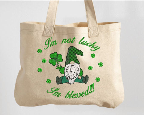 St. Patrick Gnome, Irish Gnome Machine Embroidery Design Embroidery/Applique DESIGNS Canada Embroidery 