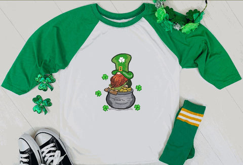 St. Patrick Gnome with pot of gold Machine Embroidery Design Embroidery/Applique DESIGNS Canada Embroidery 