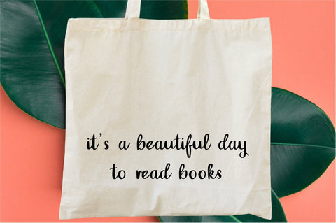 Sugarplum Font Sunday Nomad 