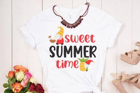 Summer Gnomes Illustration SVG Bundle SVG dapiyupi store 