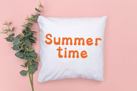 Summer Joy - A Groovy Display Font Font AEN Creative Store 